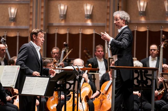 CLO052319__197_select